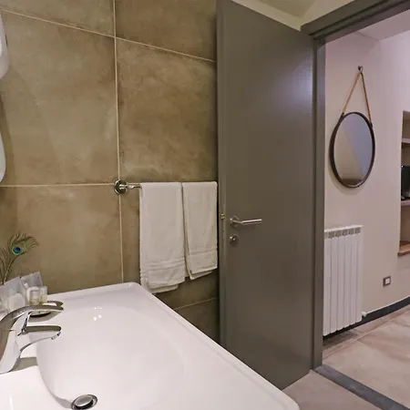 Allo Scalo Dei Mille Guest house *